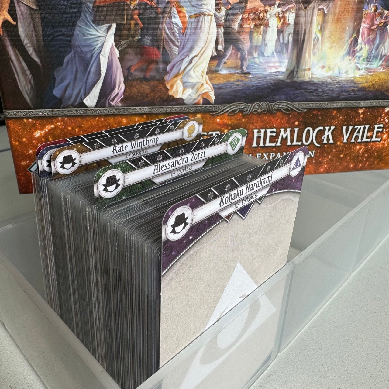 The Feast of Hemlock Vale with Investigators (C9) - Arkham Horror LCG Dividers - 27pcs